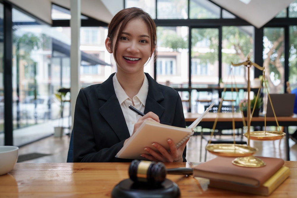 Comment devenir avocat en droit des biens