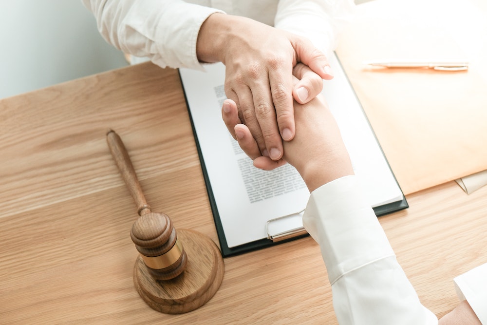 La déclaration de radiation d'une entreprise - Personne morale (M4) : Guide complet