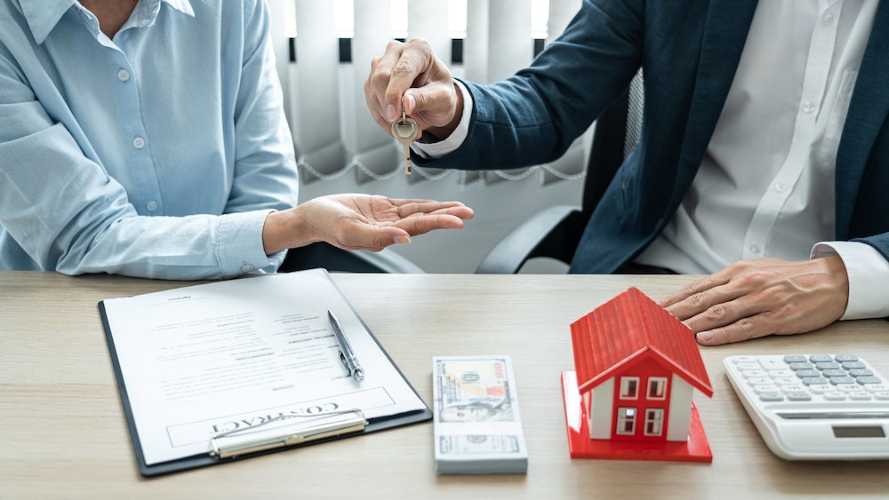 Comprendre le Bail Professionnel : Un Guide Complet