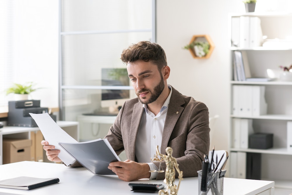 Visites et saisies domiciliaires: Comprendre vos droits et obligations
