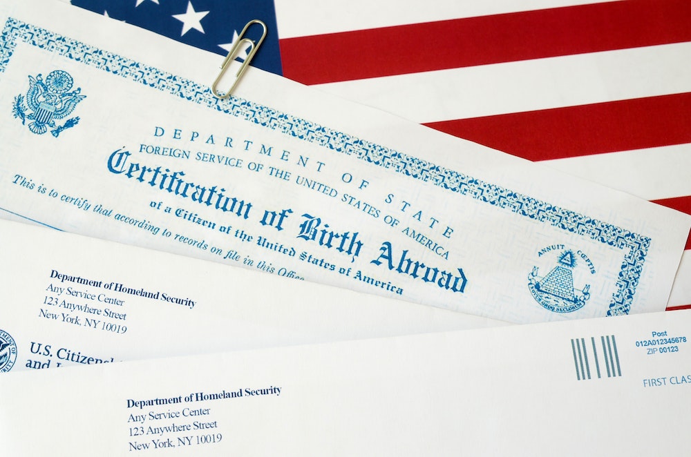 L'Acte de Naissance : Un Document Essentiel et Multifonctionnel