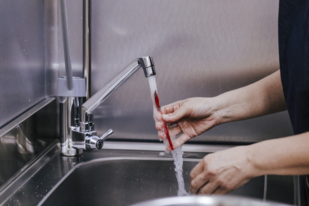 Les règles essentielles en matière d'hygiène alimentaire pour garantir la sécurité des consommateurs