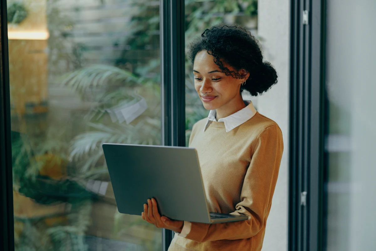 Les enjeux juridiques du télétravail post-pandémie : une analyse approfondie