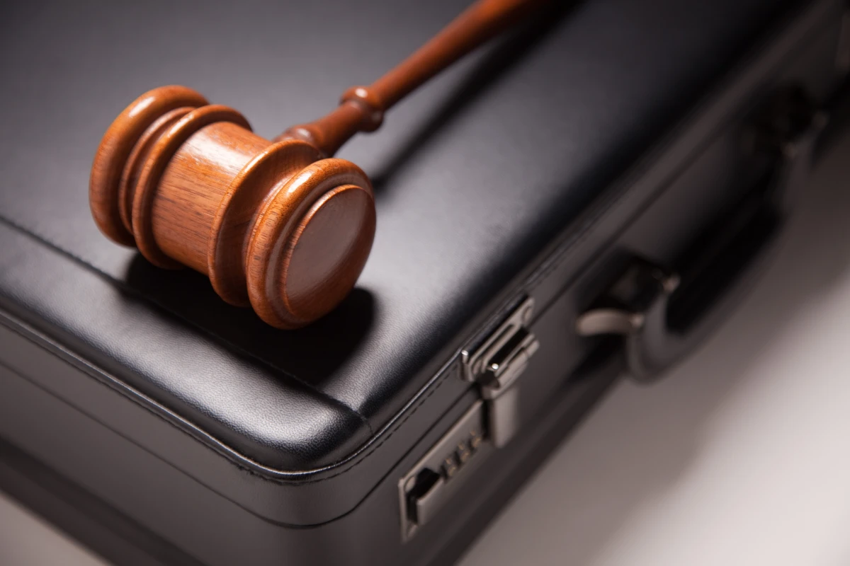 La préparation à la profession d'avocat dans une école supérieure de droit