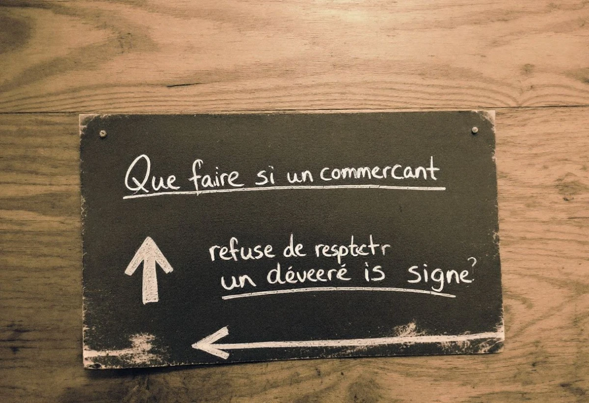Que faire si un commerçant refuse de respecter un devis signé ?
