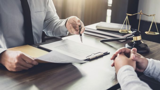 Pourquoi faire appel à un cabinet d'avocats local à Annecy ?